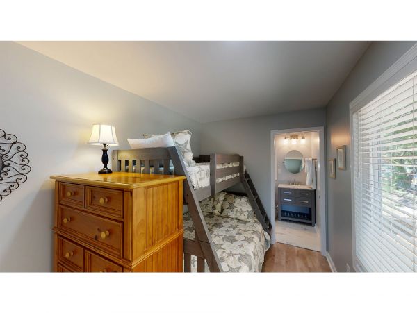 Isle Of Palms Home 1015239