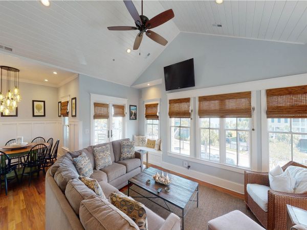 Isle Of Palms Home 1015242