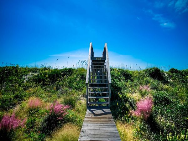 Beautiful Beachfront Four Bedroom Vacation Rental
