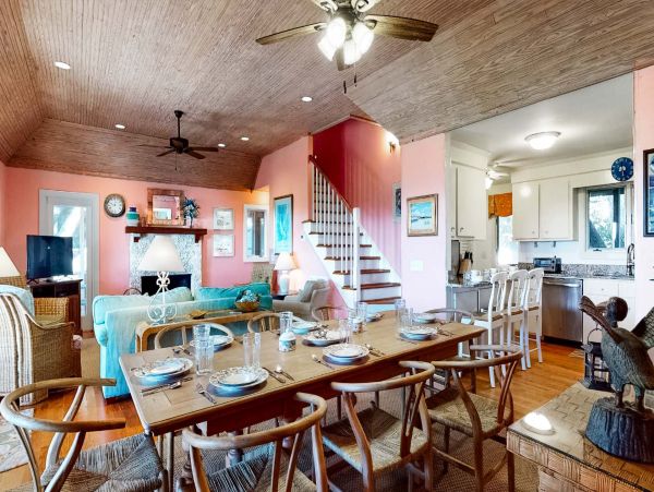 Beautiful Beachfront Four Bedroom Vacation Rental