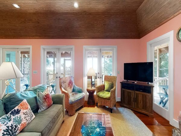Beautiful Beachfront Four Bedroom Vacation Rental