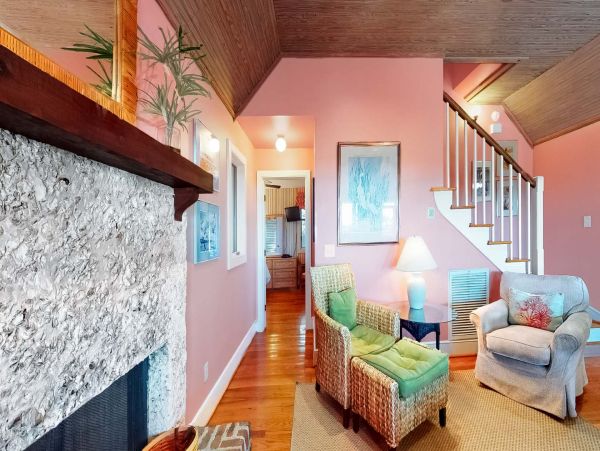Beautiful Beachfront Four Bedroom Vacation Rental