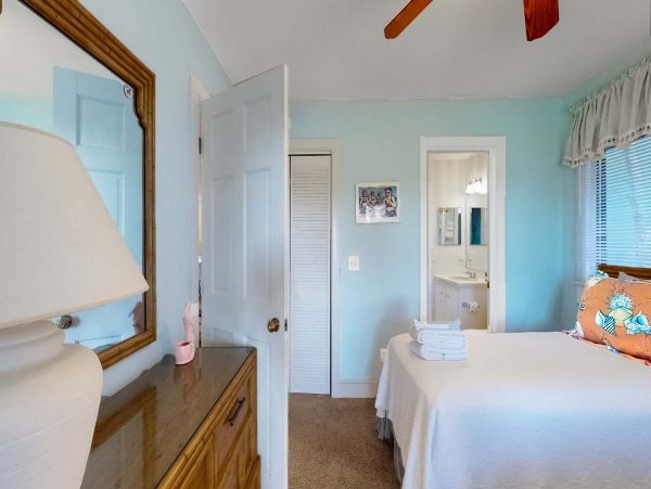 Beautiful Beachfront Four Bedroom Vacation Rental