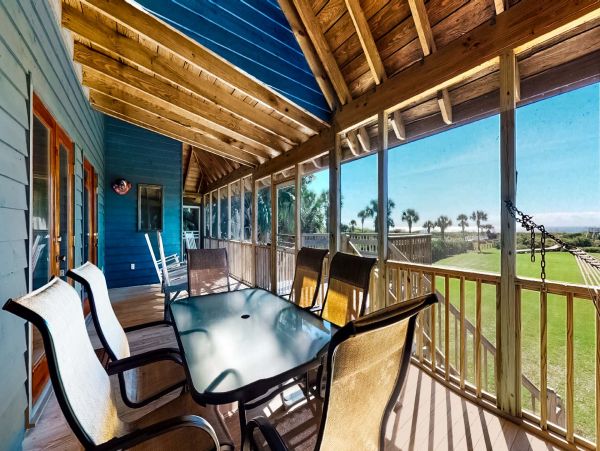 Beautiful Beachfront Four Bedroom Vacation Rental