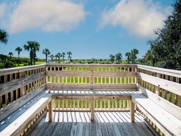 Beautiful Beachfront Four Bedroom Vacation Rental