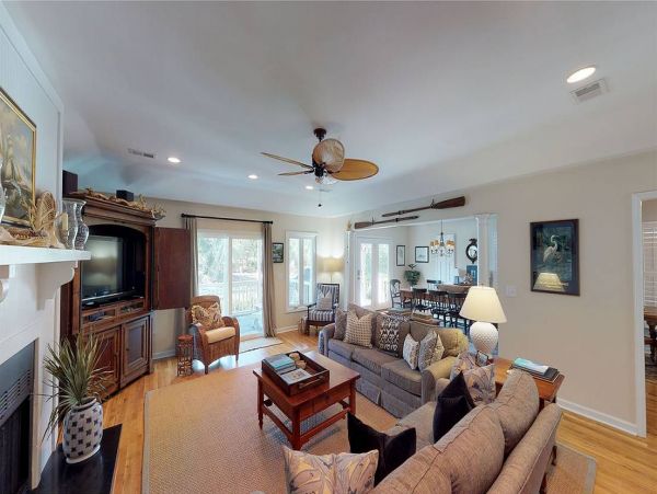 Isle Of Palms Home 1015245
