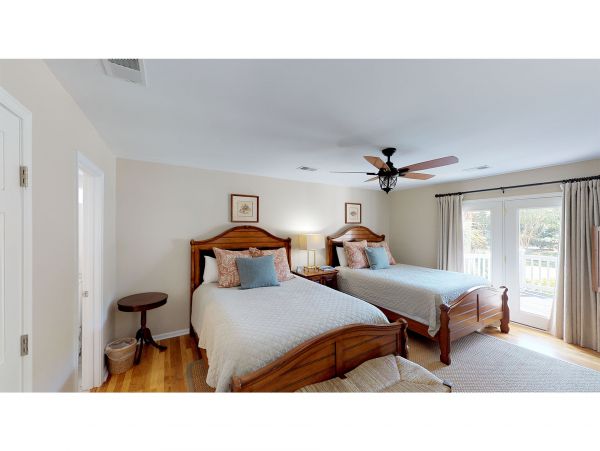 Isle Of Palms Home 1015245