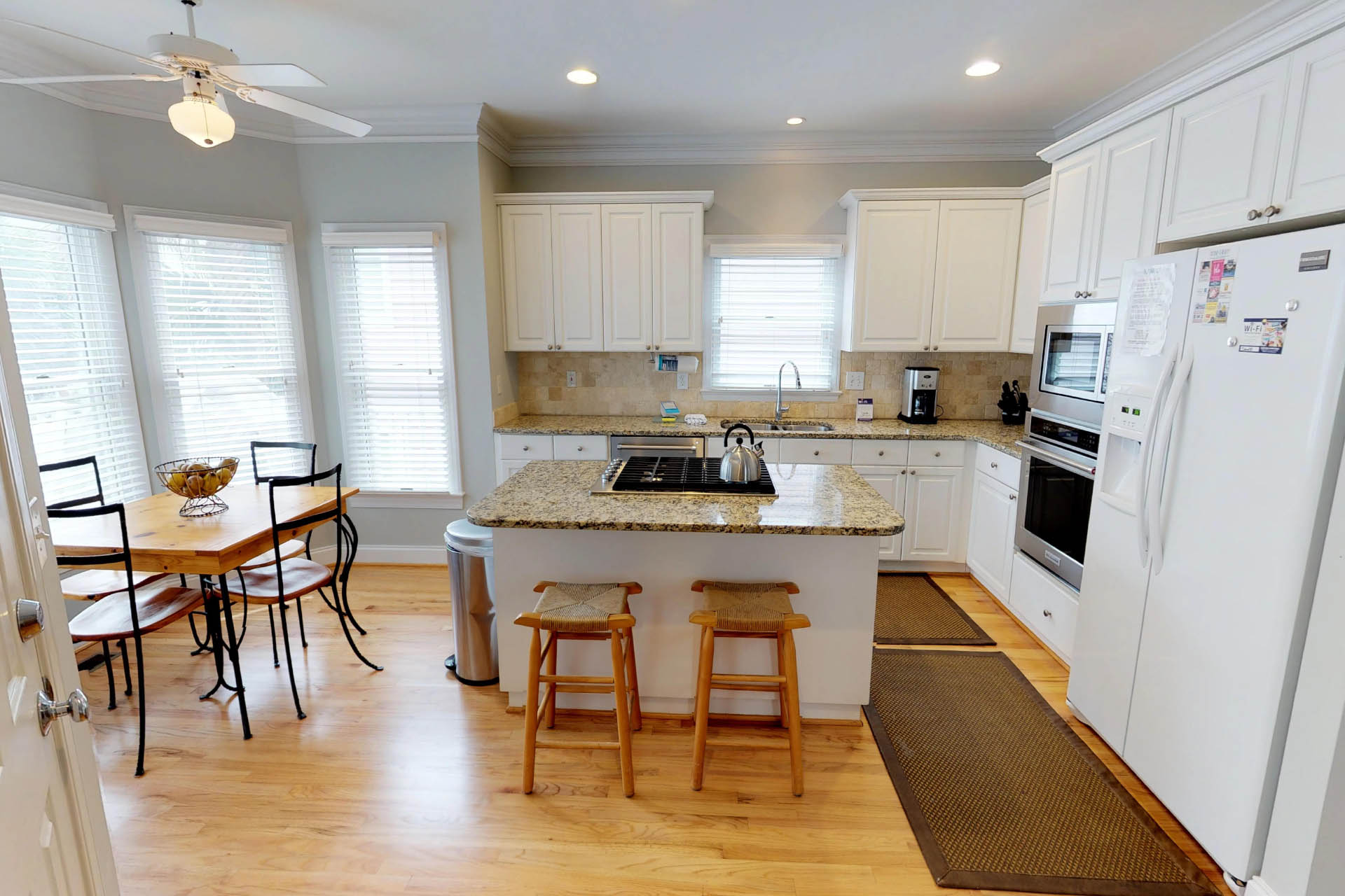 Isle Of Palms Home 1015251