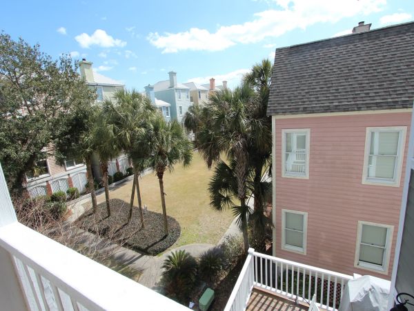 Isle Of Palms Home 1015251
