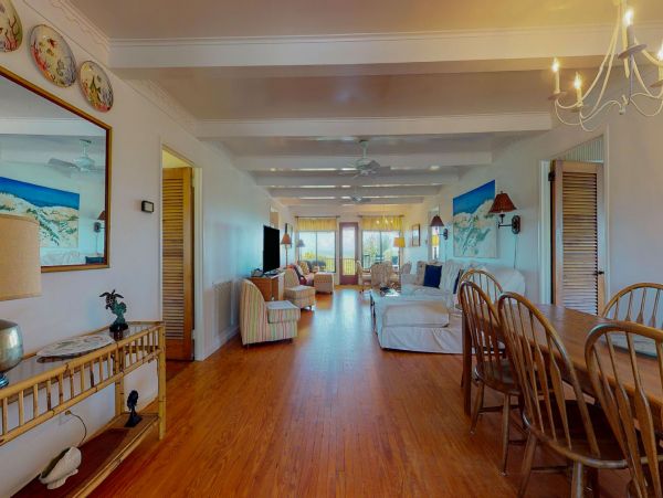 Huge Beachfront Retreat
