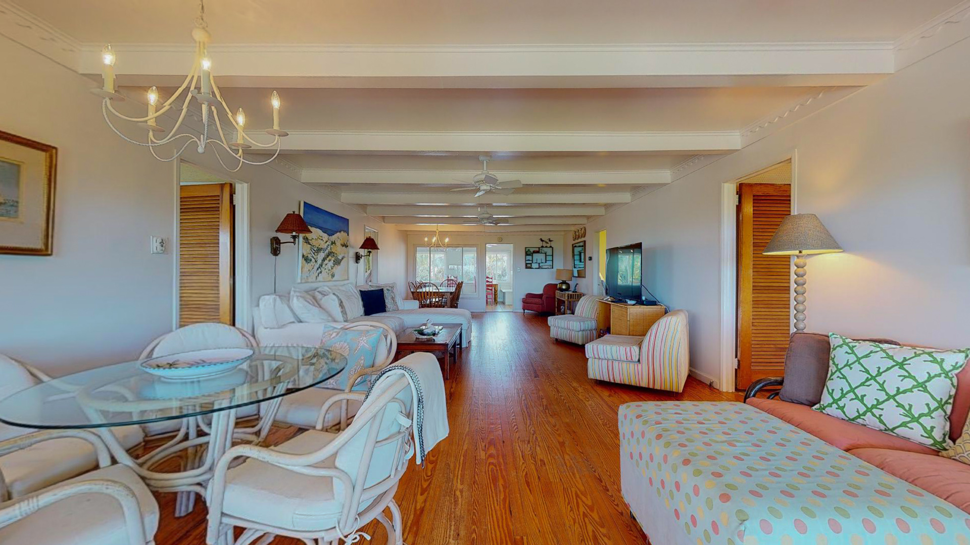 Huge Beachfront Retreat