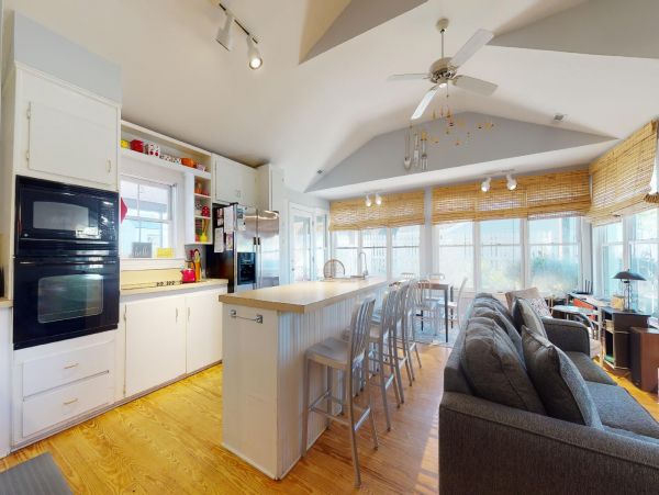 Isle Of Palms Home 1015259