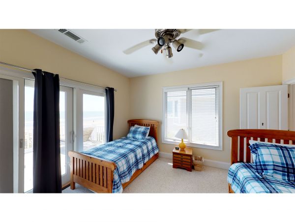 Isle of Palms Vacation Home Oceanfront with Pool