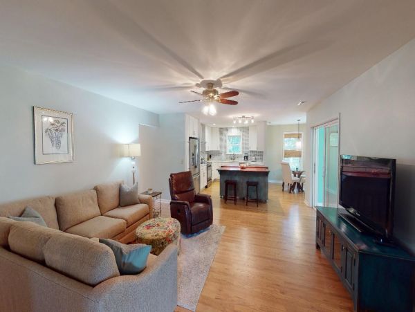 Isle Of Palms Home 1015281
