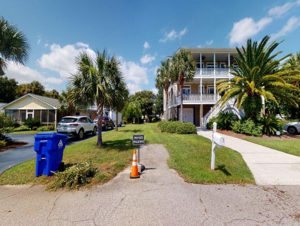 Isle Of Palms Home 1015281