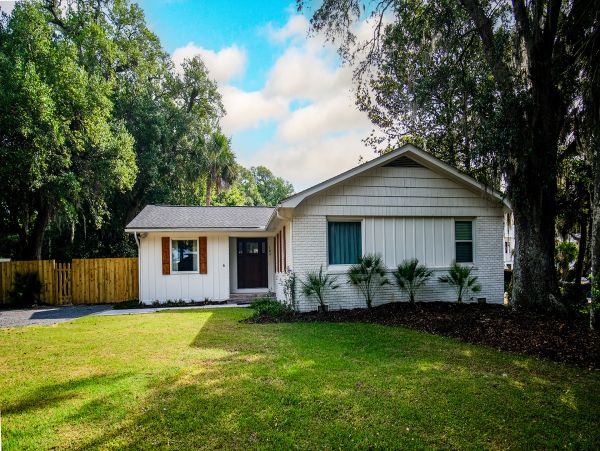 Isle of Palms Vacation Rentals - South Carolina Private Pool Home