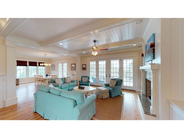 Isle Of Palms Home 1015300