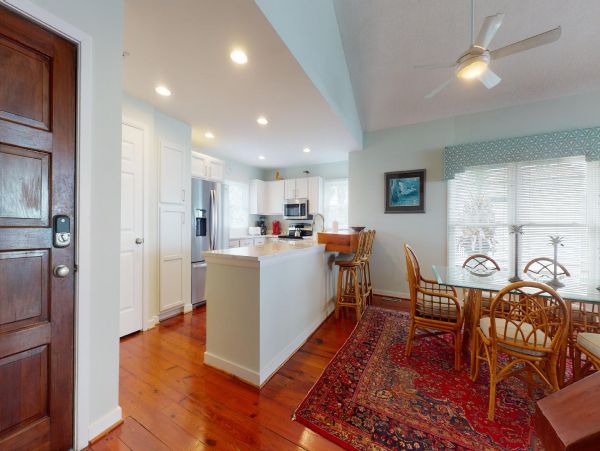Isle Of Palms Home 1015302