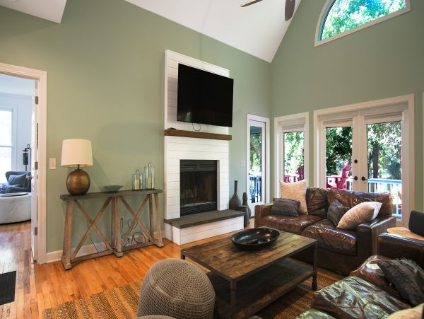 Beautiful Vacation Rental 3 Bedroom Walk to Beach