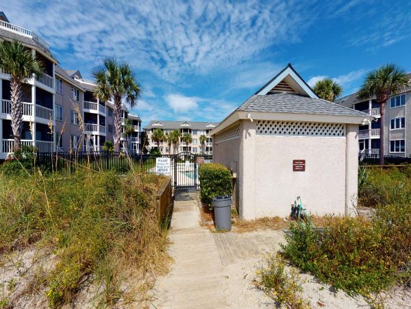 Isle Of Palms Condo 1015316