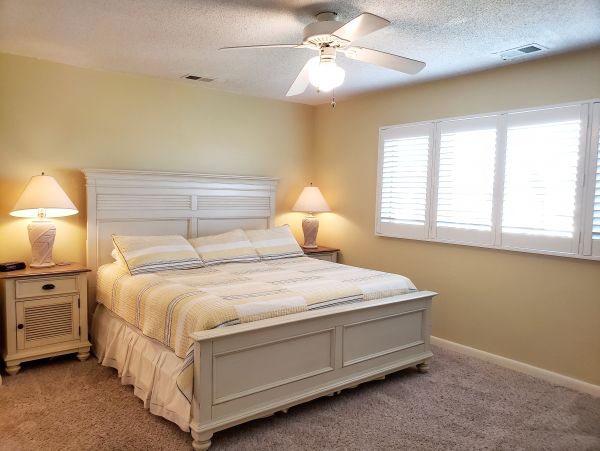 Isle Of Palms Condo 1015324