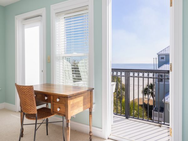 Isle of Palms 4 Bedroom Home with Stunning Ocean Views