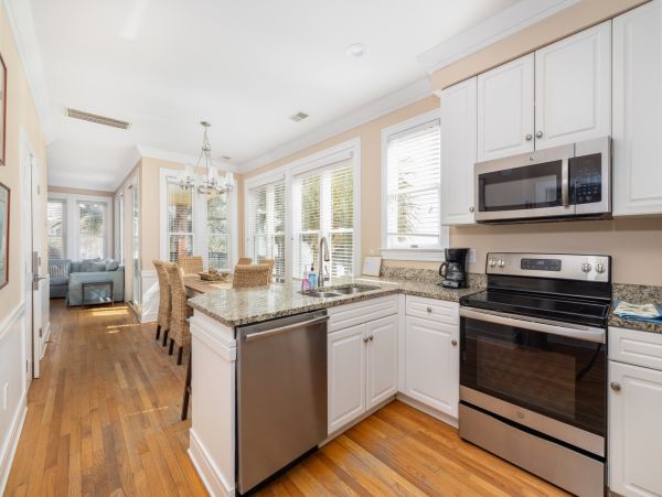 Isle of Palms 4 Bedroom Home with Stunning Ocean Views