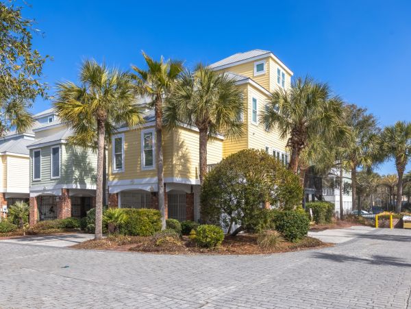 Isle of Palms 4 Bedroom Home with Stunning Ocean Views