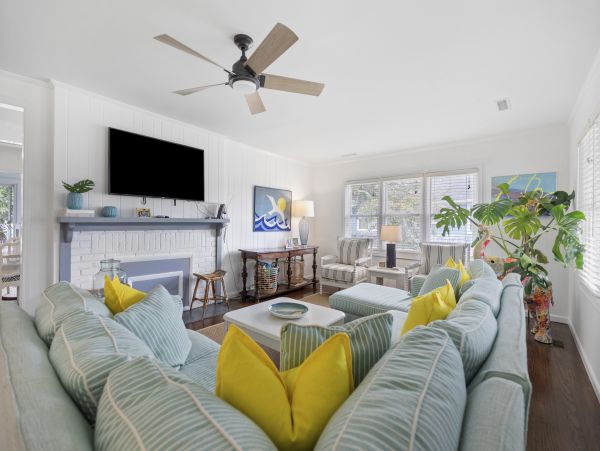 Isle Of Palms Home 1015328