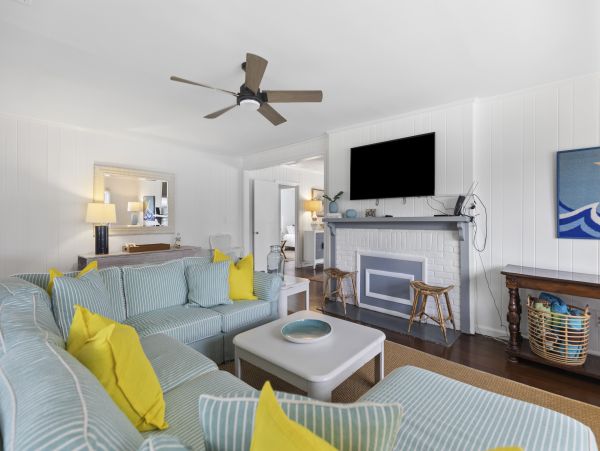Isle Of Palms Home 1015328