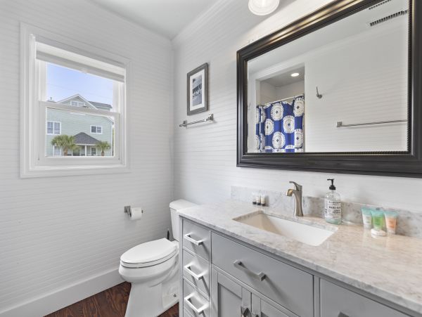 Isle Of Palms Home 1015328