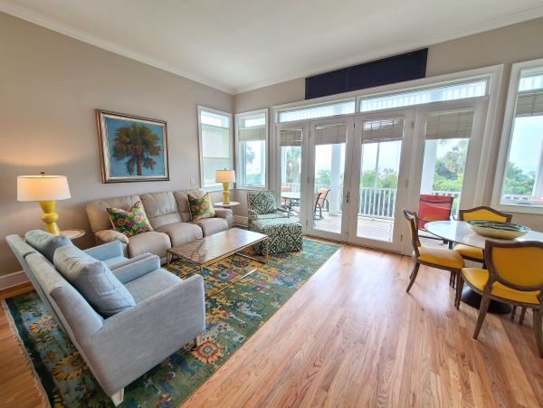 Isle Of Palms Home 1015329
