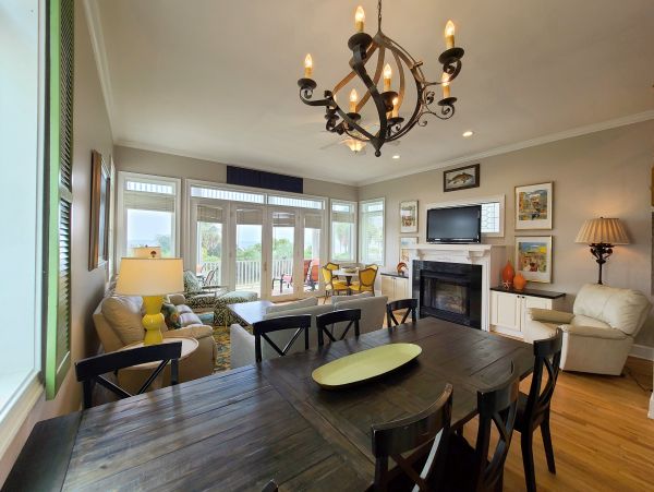 Isle Of Palms Home 1015329