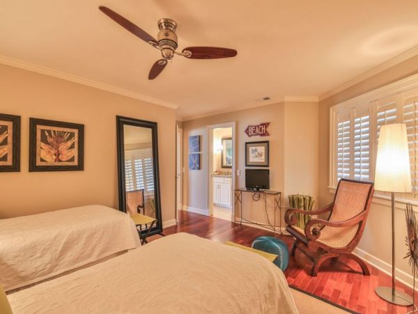 Isle Of Palms Condo 1015330