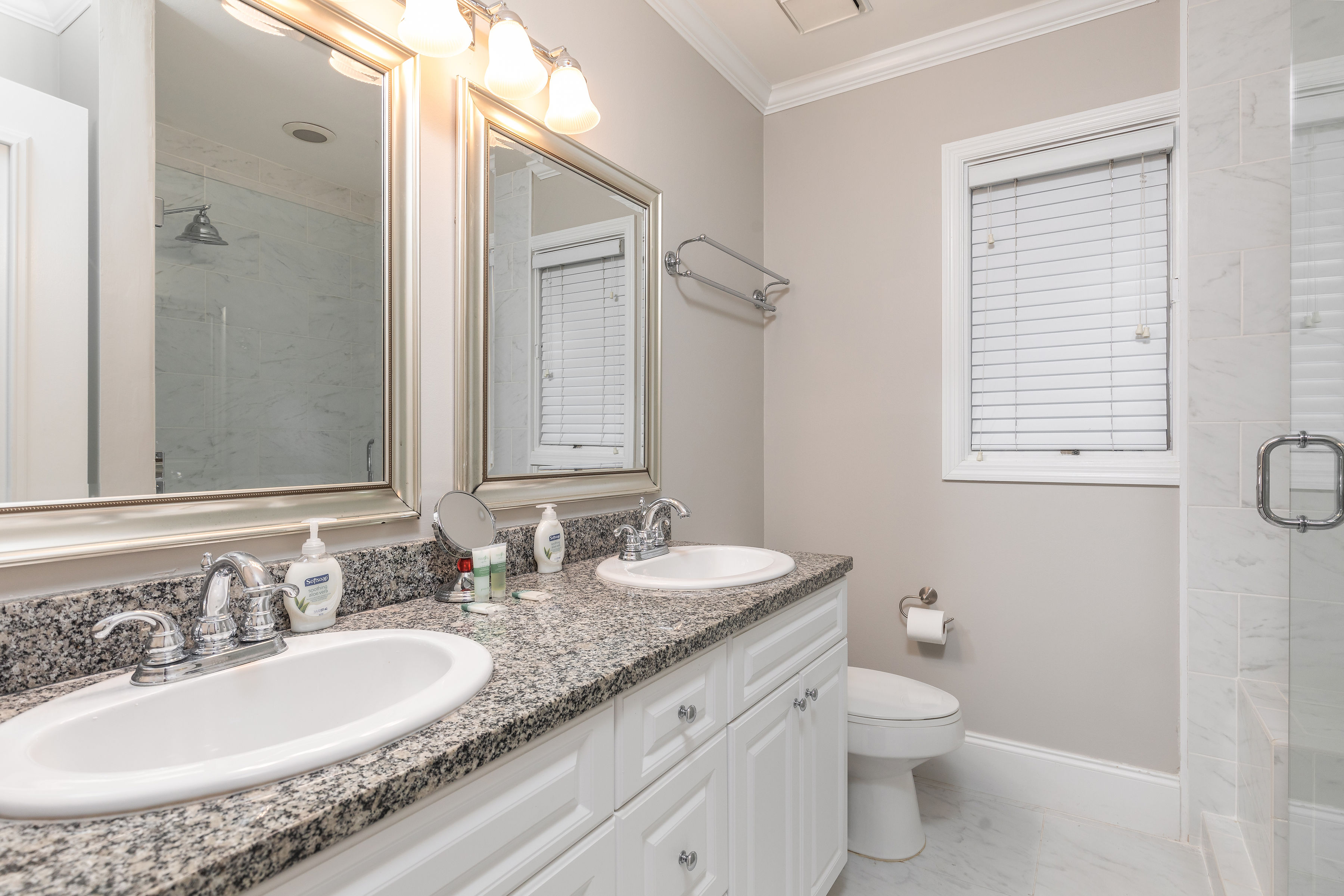 Isle Of Palms Home 1015331