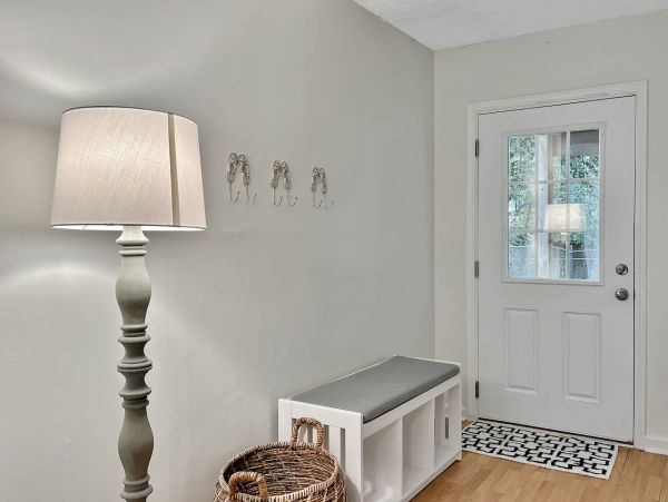 Charming Beach House with 4 Bedrooms in Isle of Palms