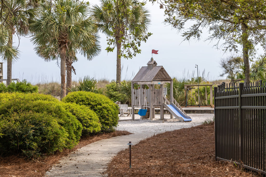 Isle Of Palms Condo 1015337