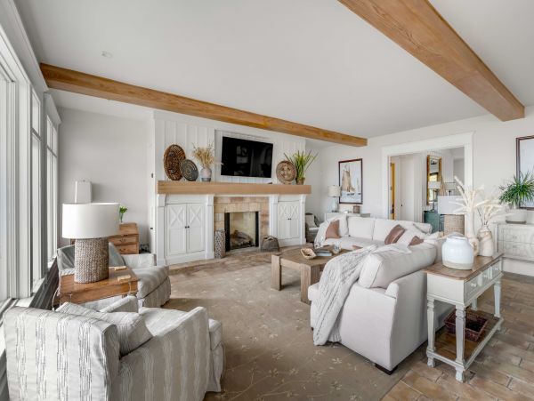 Oceanfront 8 Bedroom Luxury Vacation Home