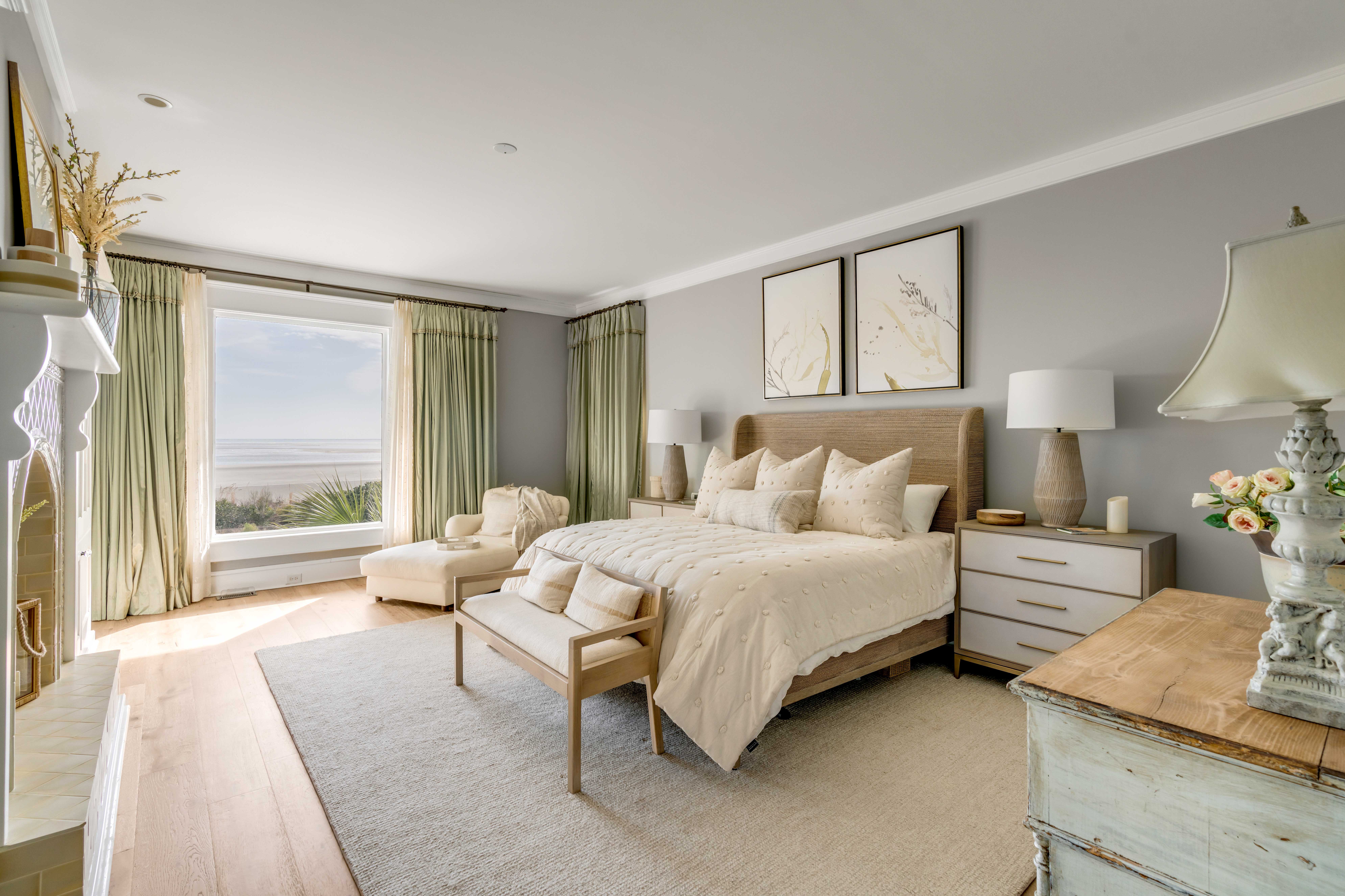 Oceanfront 8 Bedroom Luxury Vacation Home