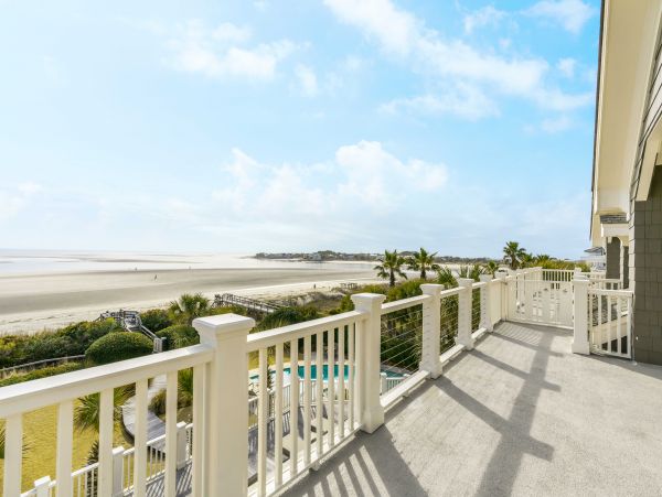 Oceanfront 8 Bedroom Luxury Vacation Home