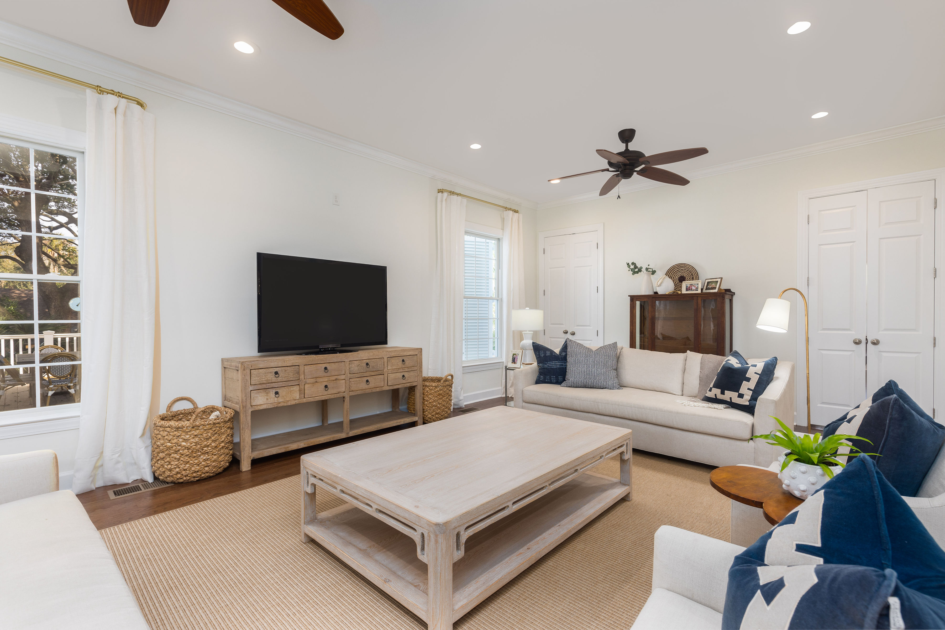 Isle Of Palms Home 1015339
