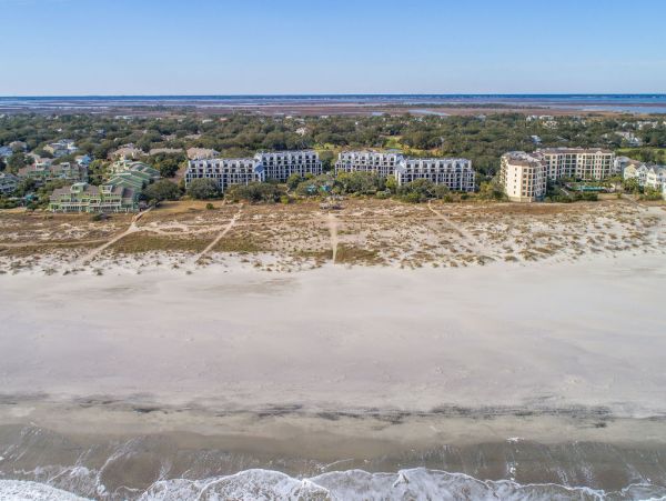 Isle of Palms Beachfront Lovely