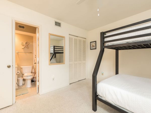 Isle Of Palms Condo 1015342