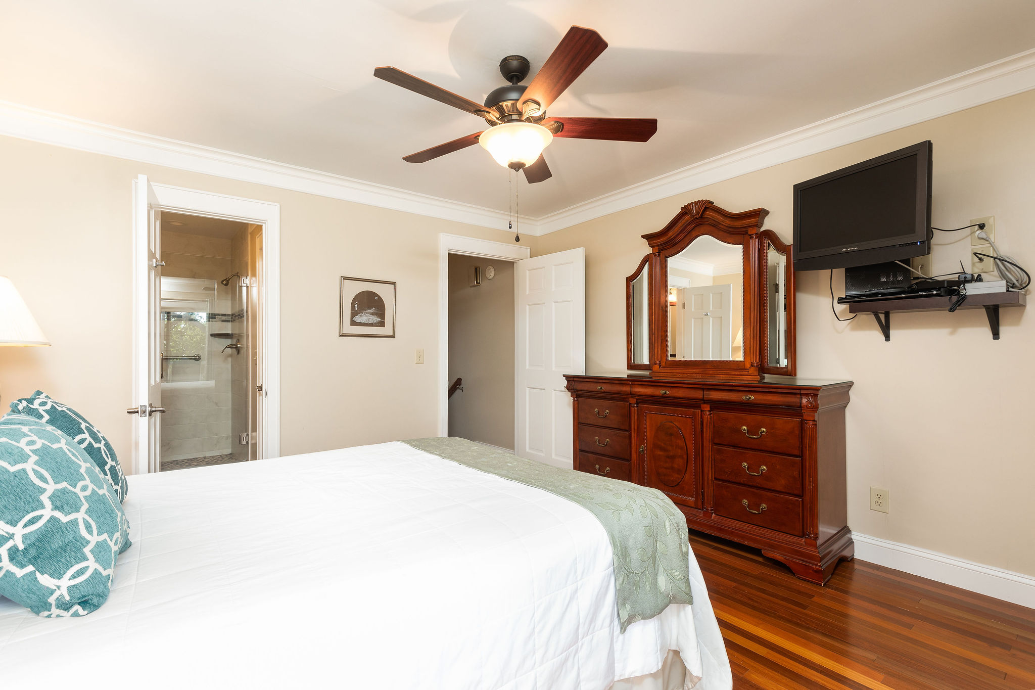 Walk to Beach Isle of Palms Vacation Condo Three Bedroom