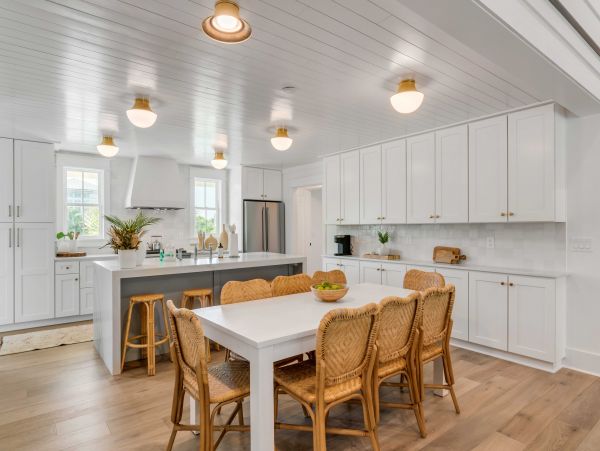 Gorgeous Isle of Palms Vacation Home Walk to Beach with Pool