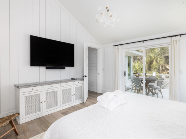 Gorgeous Isle of Palms Vacation Home Walk to Beach with Pool