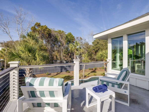 Gorgeous Isle of Palms Vacation Home Walk to Beach with Pool