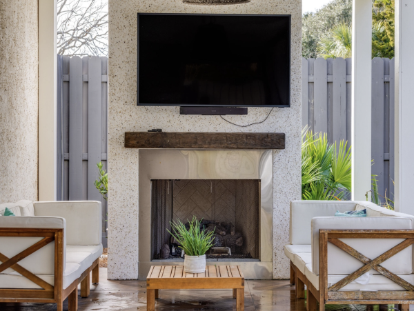 Gorgeous Isle of Palms Vacation Home Walk to Beach with Pool