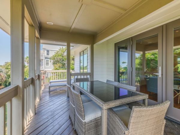 Isle Of Palms Home 1015347