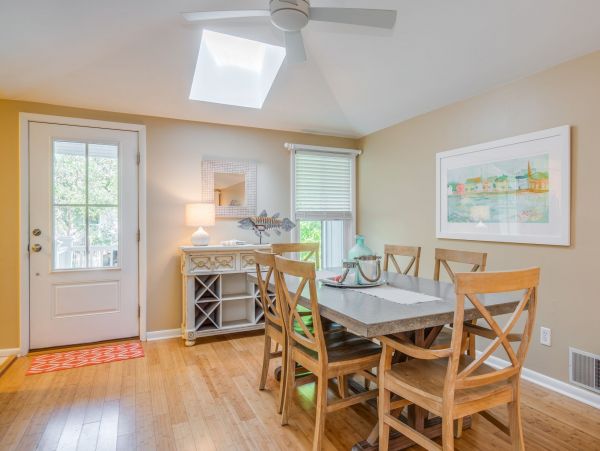 Isle Of Palms Home 1015348